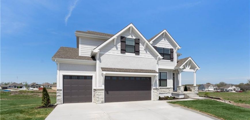 Homes for Sale in Kansas City, MO 64155 | 1516 NW 106th Street