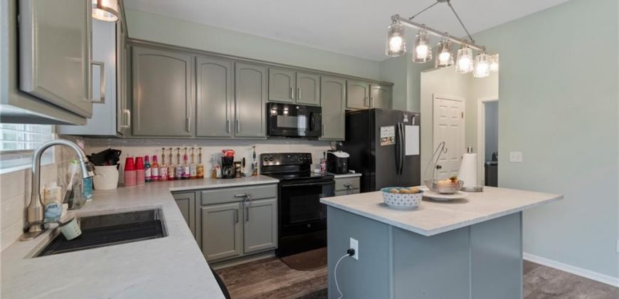 Homes for Sale in Kansas City, MO 64119 | 7912 N Poplar Court