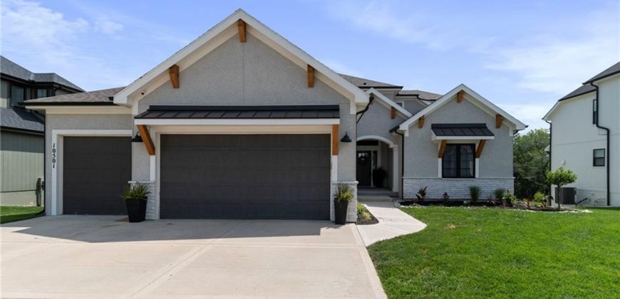 Homes for Sale in Kansas City, MO 64157 | 10501  Hawthorne Avenue