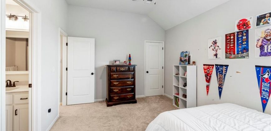 Homes for Sale in Kansas City, MO 64157 | 10501  Hawthorne Avenue