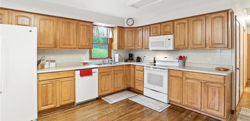 Homes for Sale in Excelsior Springs, MO 64024 | 106 E Forrest Lane