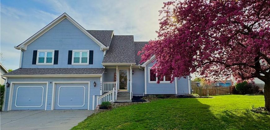 Homes for Sale in Kansas City, MO 64157 | 10908 N Farley Avenue