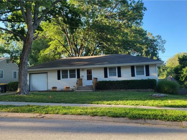 Homes for Sale in Kansas City, MO 64119 | 7916 NE 55th Street
