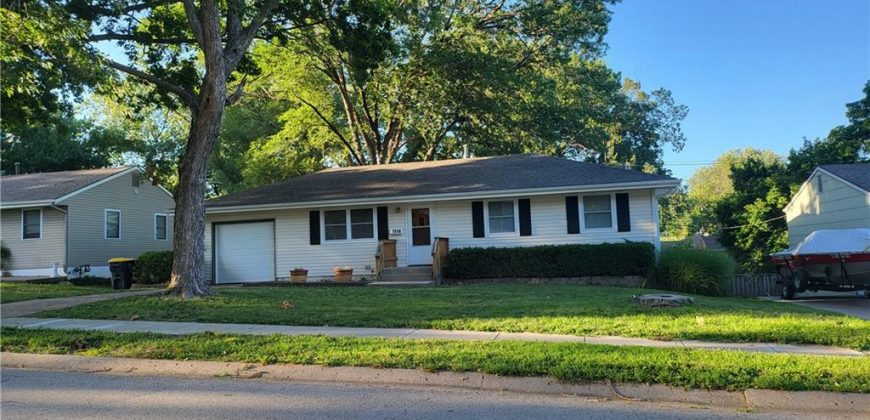Homes for Sale in Kansas City, MO 64119 | 7916 NE 55th Street