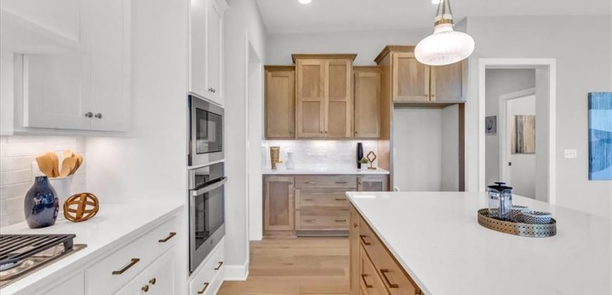 Homes for Sale in Kansas City, MO 64155 | 3208 NE 102nd Street