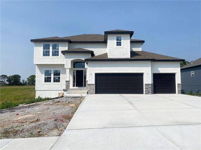 Homes for Sale in Kansas City, MO 64157 | 9100 NE 98th Terrace