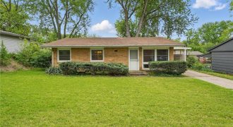 Homes for Sale in Liberty, MO 64068 | 817  Marilynn Avenue