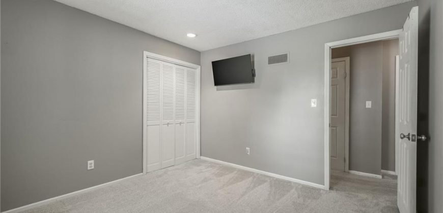 Homes for Sale in Kansas City, MO 64118 | 6753 N Garfield Avenue