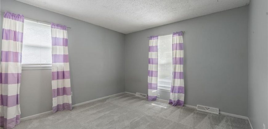 Homes for Sale in Kansas City, MO 64118 | 6753 N Garfield Avenue