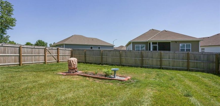 Homes for Sale in Kansas City, MO 64163 | 12233 N Pomona Avenue