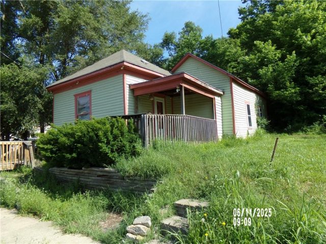 Homes for Sale in Excelsior Springs, MO 64024 | 408 E Excelsior Street