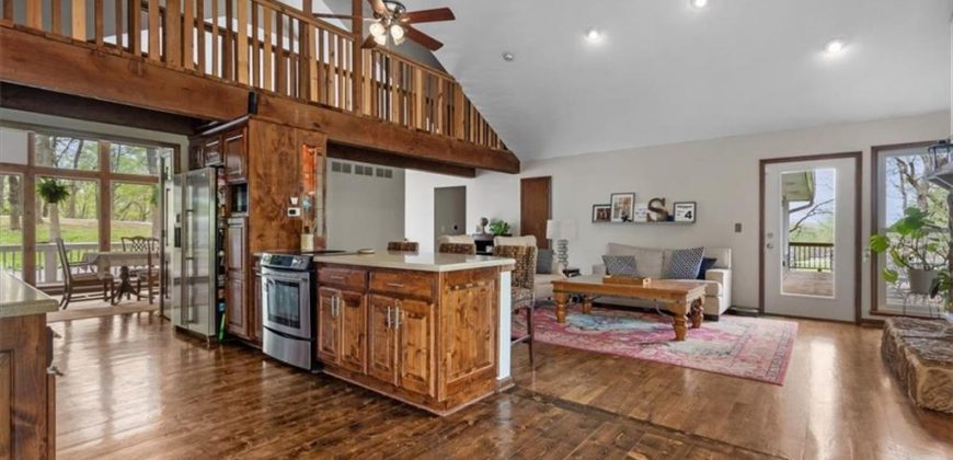 Homes for Sale in Smithville, MO 64089 | 7770  Buckwood Drive