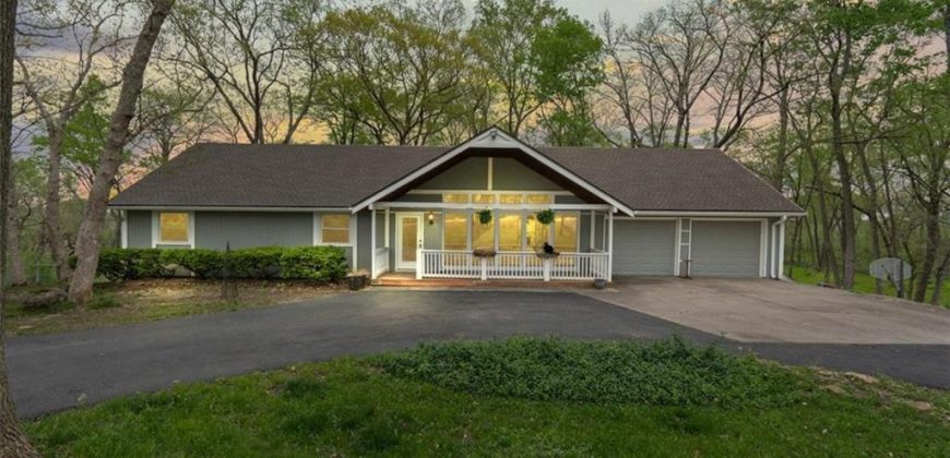 Homes for Sale in Smithville, MO 64089 | 7770  Buckwood Drive