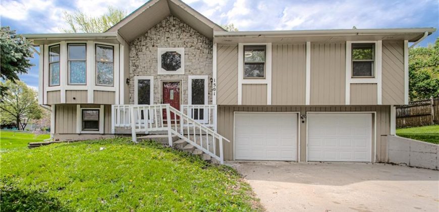 Homes for Sale in Kansas City, MO 64155 | 1501 NE 115th Terrace