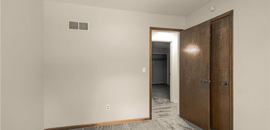 Homes for Sale in Kansas City, MO 64155 | 1501 NE 115th Terrace