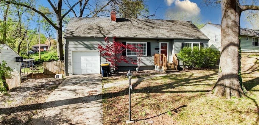 Homes for Sale in Kansas City, MO 64119 | 2922 NE 56th Street