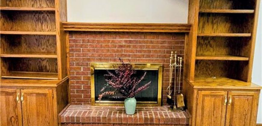 Homes for Sale in Liberty, MO 64068 | 1415  Lynette Street