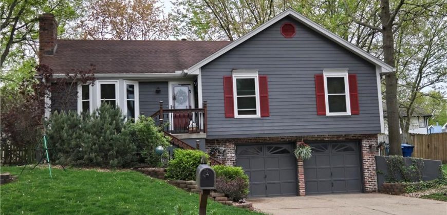 Homes for Sale in Liberty, MO 64068 | 1415  Lynette Street