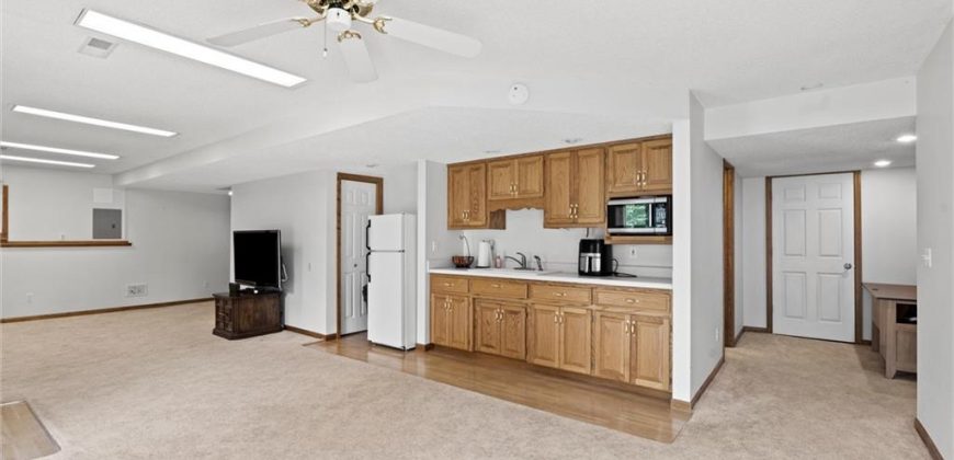 Homes for Sale in Kansas City, MO 64118 | 1204 NW 70th Street