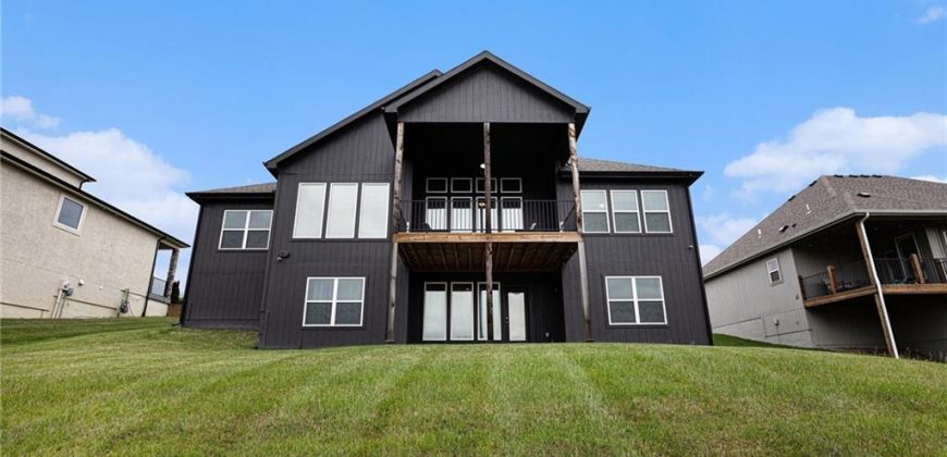 Homes for Sale in Kansas City, MO 64153 | 8316 NW 90th Street