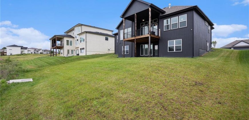 Homes for Sale in Kansas City, MO 64153 | 8316 NW 90th Street