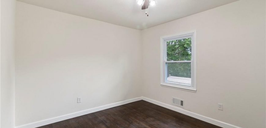 Homes for Sale in Kansas City, MO 64119 | 6201 N Topping Avenue