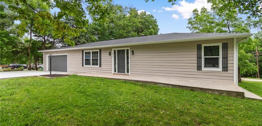 Homes for Sale in Kansas City, MO 64119 | 6201 N Topping Avenue