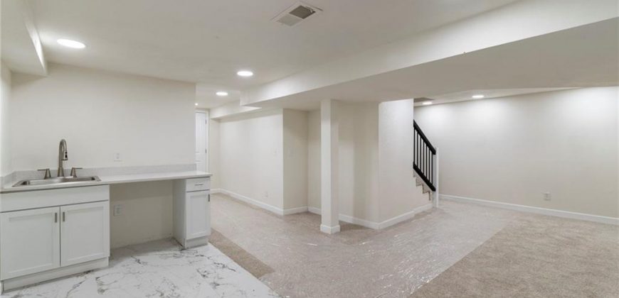 Homes for Sale in Kansas City, MO 64119 | 6201 N Topping Avenue