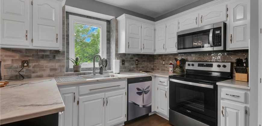 Homes for Sale in Liberty, MO 64068 | 829  Plum Rose Drive
