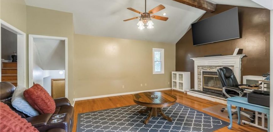 Homes for Sale in Liberty, MO 64068 | 2010  Camille Court