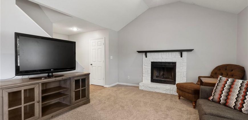 Homes for Sale in Kansas City, MO 64151 | 5515 NW 66th Terrace