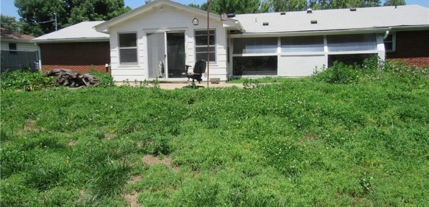Homes for Sale in Kansas City, MO 64118 | 1501 NE 73rd Terrace