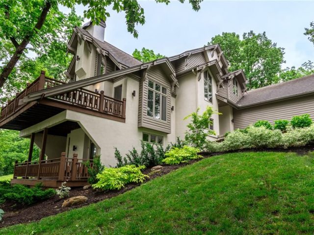 Homes for Sale in Kansas City, MO 64152 | 10522  River Hills Drive