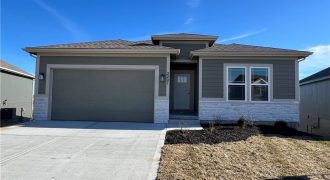 Homes for Sale in Kansas City, MO 64154 | 2201 NW 94th Street