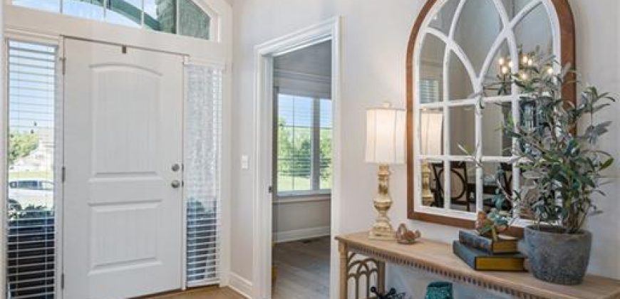 Homes for Sale in Parkville, MO 64152 | 14814  Thousand Oaks Place