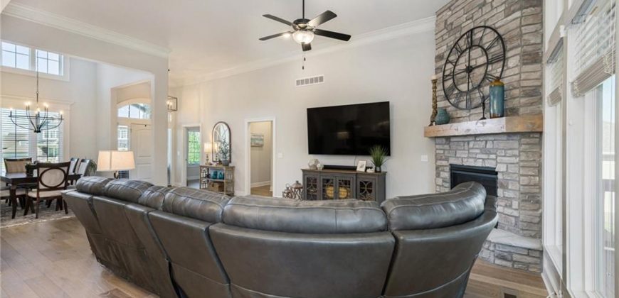 Homes for Sale in Parkville, MO 64152 | 14814  Thousand Oaks Place