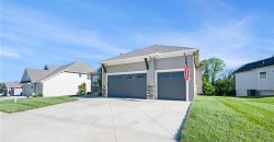 Homes for Sale in Parkville, MO 64152 | 14814  Thousand Oaks Place
