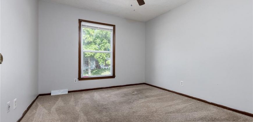 Homes for Sale in Kansas City, MO 64118 | 7207 N Woodland Avenue