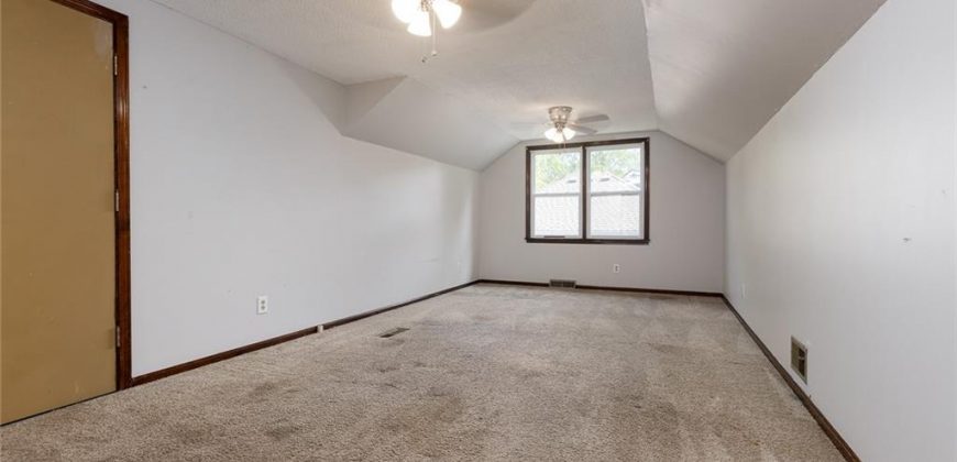 Homes for Sale in Kansas City, MO 64118 | 7207 N Woodland Avenue