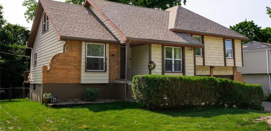 Homes for Sale in Kansas City, MO 64118 | 7207 N Woodland Avenue