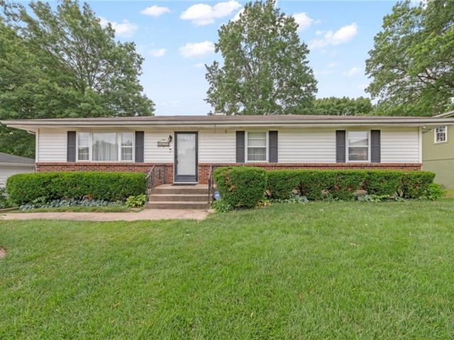 Homes for Sale in Kansas City, MO 64119 | 5029 NE 58th Street