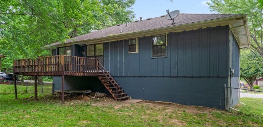 Homes for Sale in Parkville, MO 64152 | 10003 NW 71ST Street