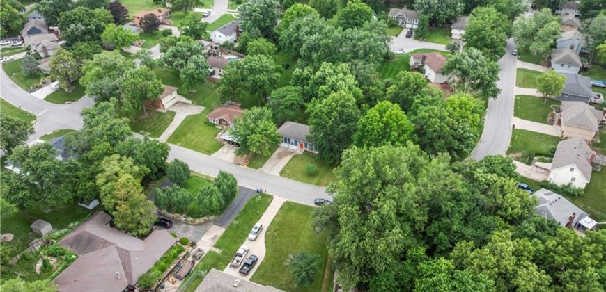 Homes for Sale in Parkville, MO 64152 | 10003 NW 71ST Street