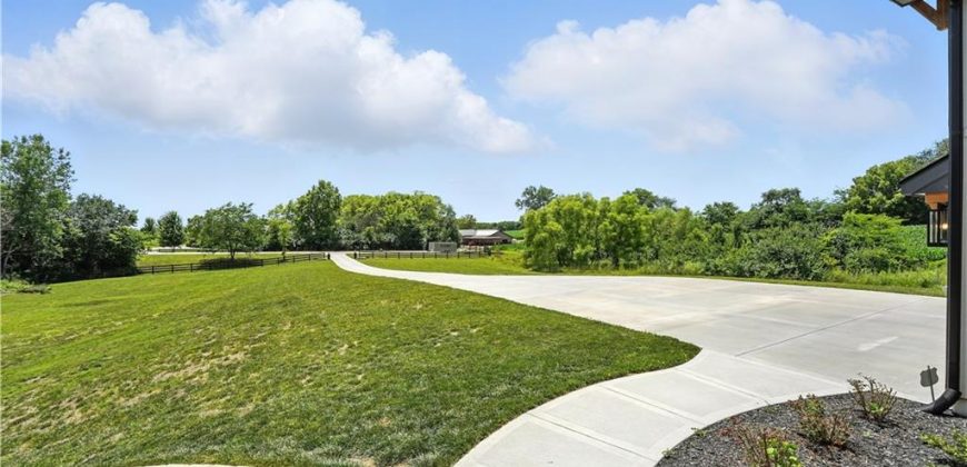 Homes for Sale in Liberty, MO 64068 | 8422 NE 147th Street