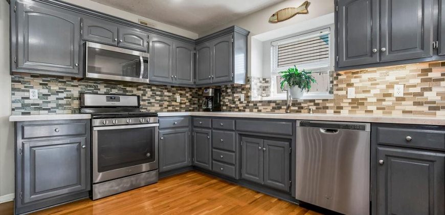 Homes for Sale in Liberty, MO 64068 | 1311  Honeysuckle Court