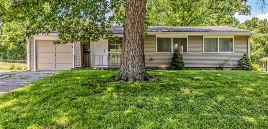Homes for Sale in Gladstone, MO 64118 | 6000 N TRACY Avenue