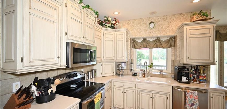 Homes for Sale in Kansas City, MO 64154 | 5619 NW 108TH Terrace