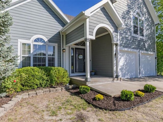 Homes for Sale in Kansas City, MO 64157 | 8115 NE 112th Street