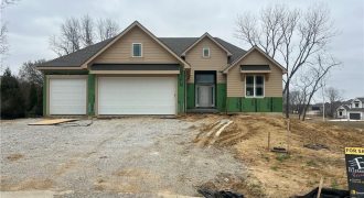 Homes for Sale in Kansas City, MO 64151 | 7007 N Kirkwood Avenue