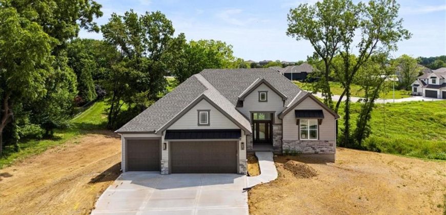 Homes for Sale in Kansas City, MO 64151 | 7007 N Kirkwood Avenue